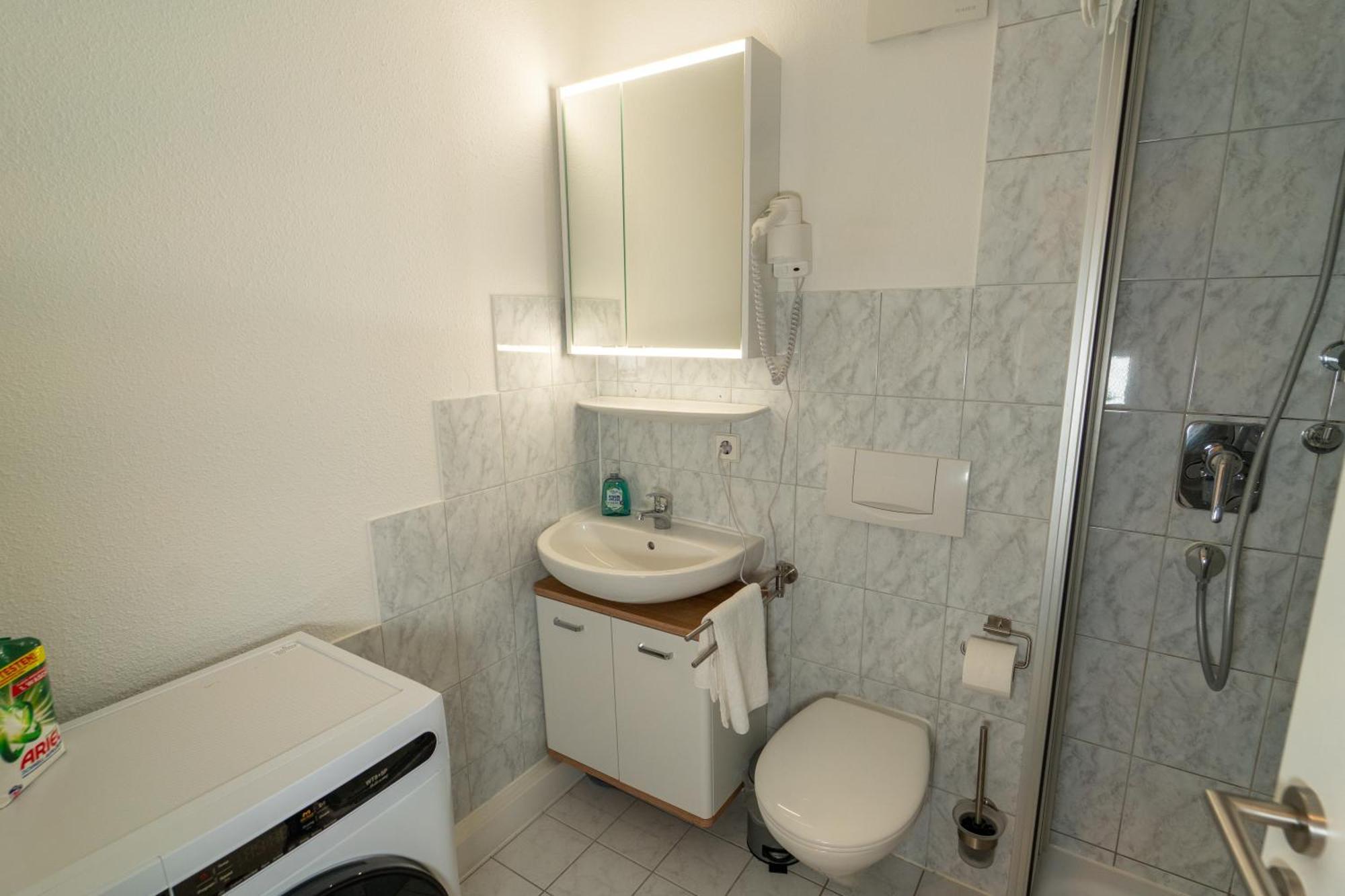 Range - Apartments - Kueche - Wlan - Netflix - Bis Zu 7 Personen Фелбах Екстериор снимка
